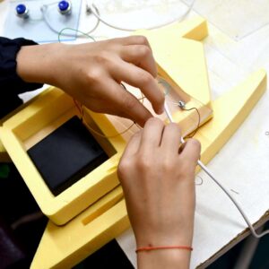 Базовый набор для развития начальных навыков по судомоделированию. проводное управление «Юнга»